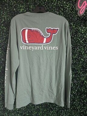 New Limited Edition Vineyard Vines Mens Football 🏈 Pigskin L/S Shirt Med